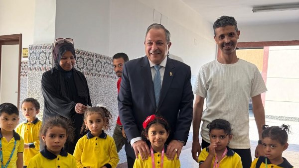 محافظ بورسعيد يتفقد مدرستي الشهيدين مهران ومحمد الحسيني بالحي الإماراتي