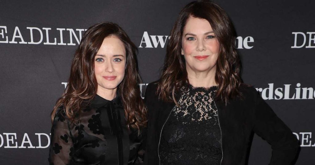 متى تم اكتشاف نجوم “جيلمور جيرلز لورين جراهام وأليكسيس بليدل مرة أخرى معًا؟