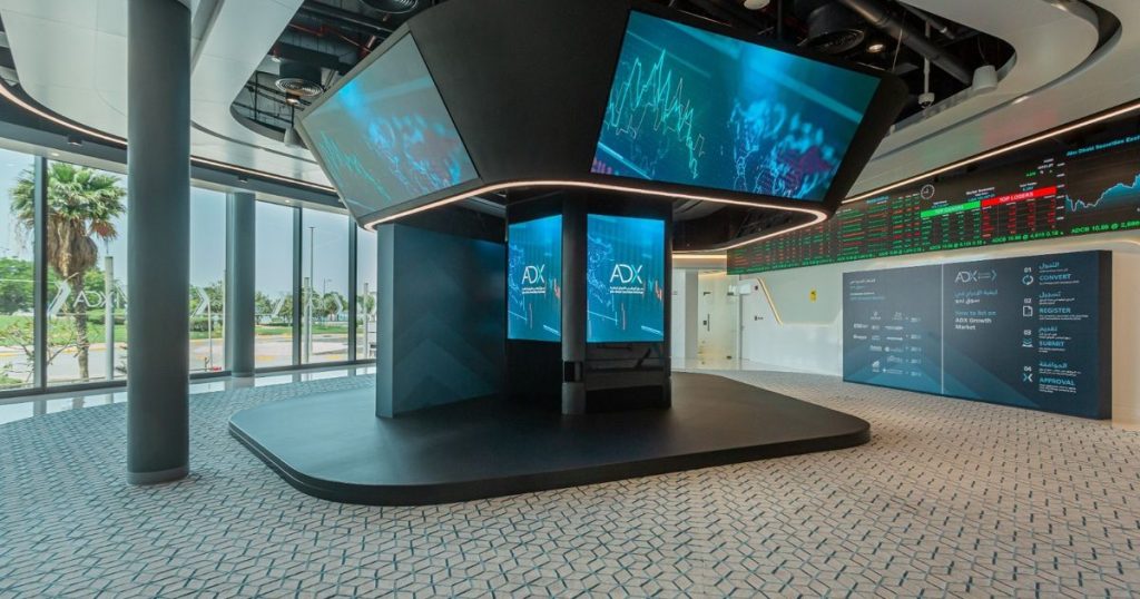 بورصة هونغ كونغ توسع روابطها مع الخليج عبر اتفاق جديد مع أبوظبي