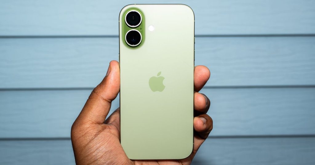 مراجعة: Apple iPhone 17