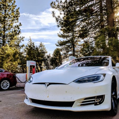 روان ستريت كابيتال تتحدث عن إضافتها الجديدة إلى تسلا (TSLA)