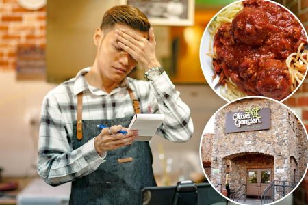 خادم Olive Garden مغطى بفاتورة “المعكرونة التي لا نهاية لها”.