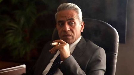 مفيش حاجة اسمها فراعنة.. صبري فواز يدعو للاحتفاظ بوصف مصريين