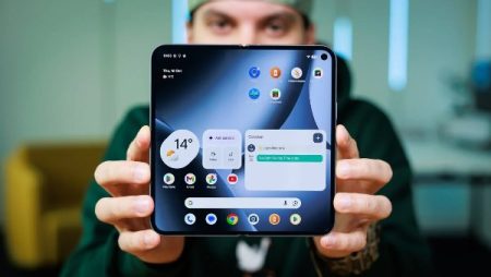 ظهور علامة الاستفهام المميتة على شاشة Pixel 10 Pro Fold: يجب التواصل مع جوجل فورا