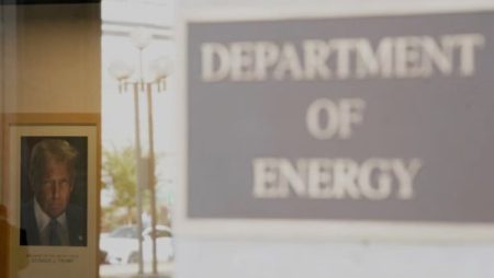 شراكة بقيمة مليار دولار بين وزارة الطاقة الأمريكية وAMD لإنشاء حواسيب خارقة مدعومة بالذكاء الاصطناعي