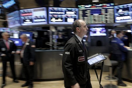 الإغاثة الأمريكية الصينية تثير ذوبان الأسهم العالمية