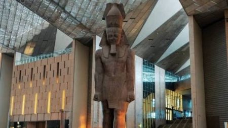 التأثير النفسي لزيارة المتحف المصري الكبير .. يعالج التوتر ويحسن من حالتك النفسية