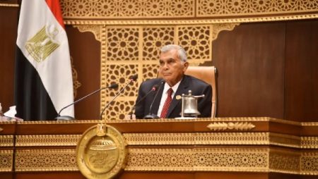 رئيس الشيوخ يعلن أسماء رؤساء الهيئات البرلمانية للأحزاب الممثلة في المجلس