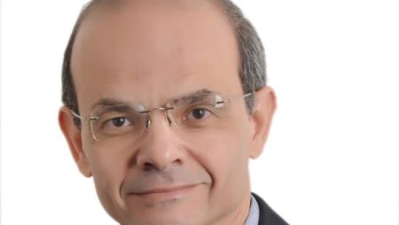 كجوك:عملات تذكارية غير متداولة من خام الذهب والفضة توثق معالم المتحف المصري الكبير