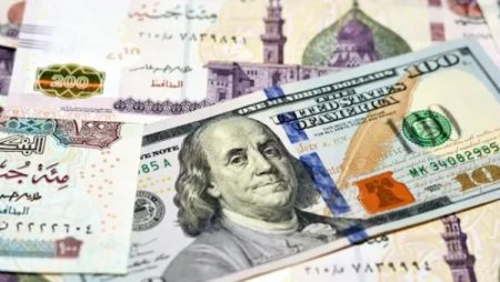 سعر الدولار مقابل الجنيه ختام يوم الأحد