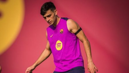 صدمة.. برشلونة يعلن إصابة بيدري ومدة غيابه