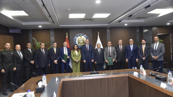 محافظ بورسعيد: وحدات إنتاج الغاز الحيوي خطوة لتحقيق الحياد الكربوني محافظ بورسعيد: وحدات إنتاج الغاز الحيوي خطوة لتحقيق الحياد الكربوني