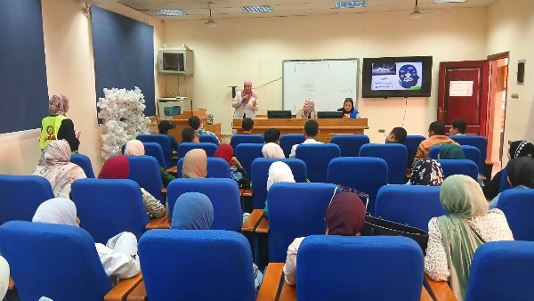 الصحة النفسية وإدارة الضغوط.. ندوة توعوية بتمريض بنها