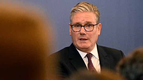 رئيس الوزراء البريطاني: بوتين ليس جادا بشأن إنهاء الحرب في أوكرانيا