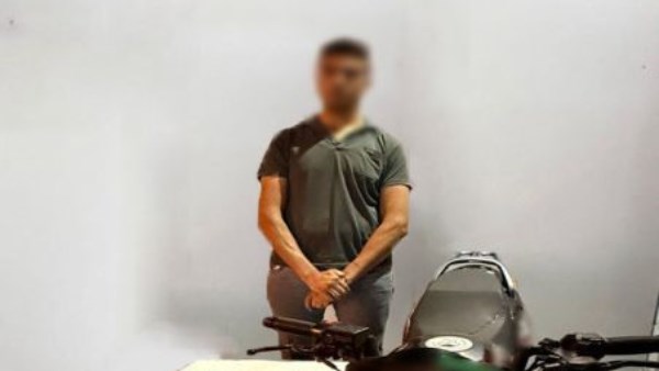 طلع العصاية وإداله في دماغه.. مشاجرة بالإسكندرية وسط الشارع لسبب صادم