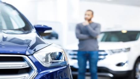 المستهلك توقف عن الشراء.. خبير يوضح سبب تباطؤ مبيعات سوق السيارات