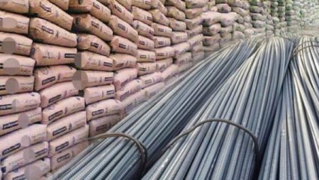 للمهتمين بالتشييد والعقارات.. استقرار أسعار الحديد والأسمنت في سوق مواد البناء