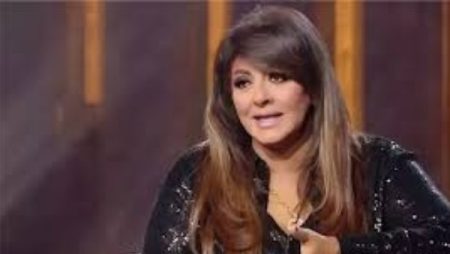 تفاصيل حادث تصادم سيارة هالة صدقي مع أخرى في الشيخ زايد