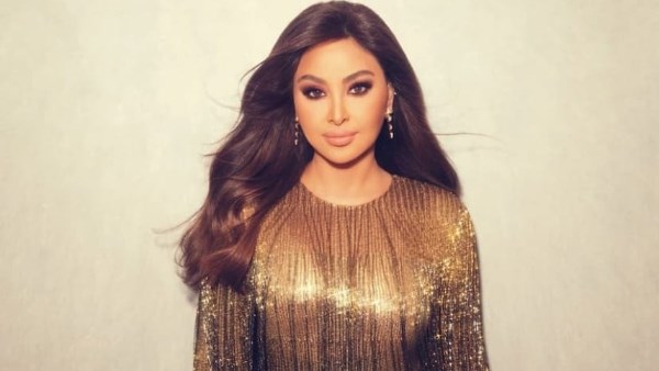 “ماتخذلنيش”.. إليسا تغني تتر فيلم السلم والثعبان 2