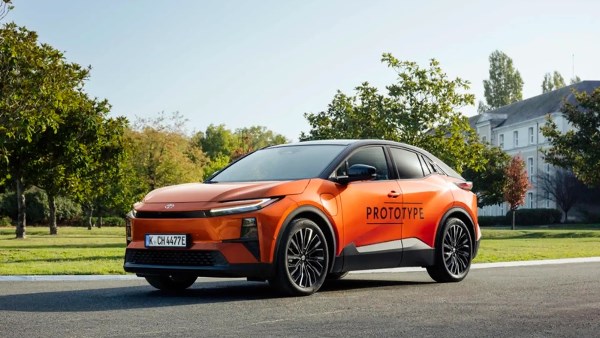 سيارة تويوتا C-HR+ الكهربائية.. نظرة عن قرب