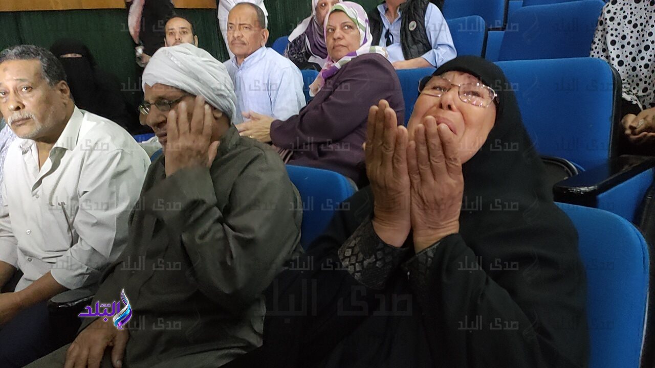 مشاهد مؤثرة في قرعة الحج بالإسماعيلية