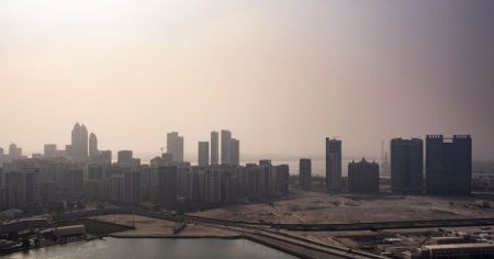 “لونيت” الإماراتية تستثمر مليار دولار في منصة للأسواق الخاصة