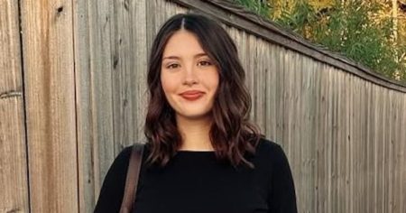 بريسيلا روبرتسون من أسرة داك، 19 عامًا، تلد طفلها الأول: “مباركة جدًا”