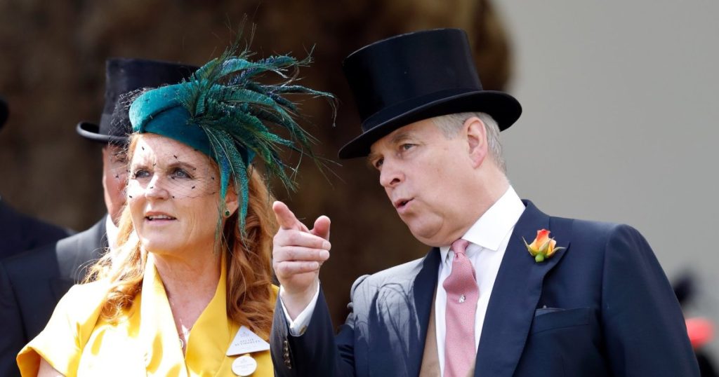 صعود وهبوط سارة فيرجسون مع العائلة المالكة: الطلاق وفضيحة جيفري إبستين والمزيد