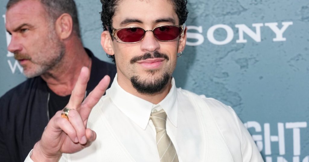 التماس Super Bowl لجورج سترايت ليحل محل Bad Bunny في عرض نهاية الشوط الأول يحصل على 50000 توقيع