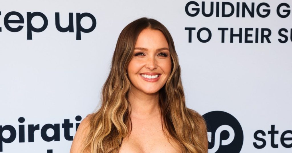 تقدم نجمة “Gray's Anatomy” Camilla Luddington تحديثًا صحيًا بعد تشخيص مرض Hashimoto