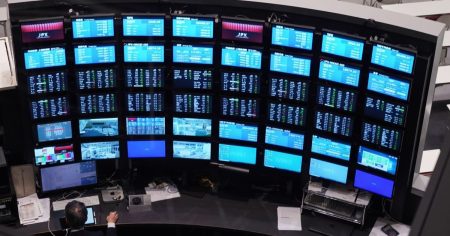 الأسهم الآسيوية تهدأ وسط ترقب لنتائج شركات التكنولوجيا وقرارات الفائدة