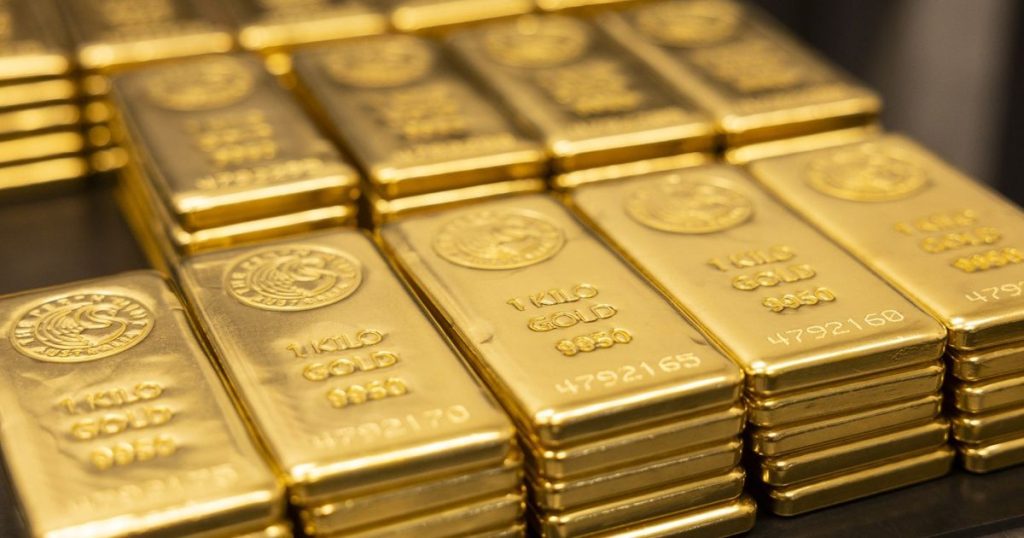 الذهب والسندات يتجهان نحو تسجيل تدفقات قياسية العام الجاري