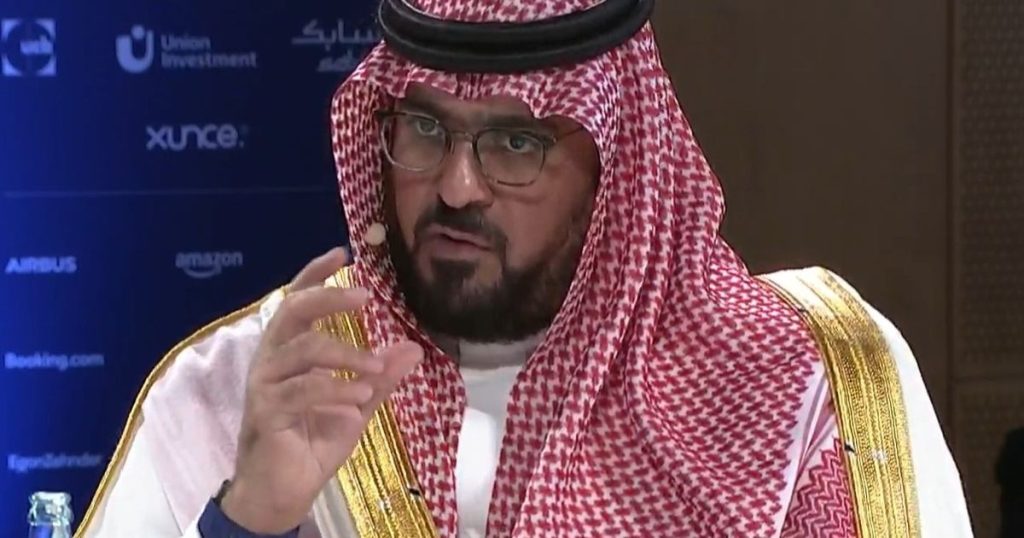 وزير الاقتصاد: اعتماد السعودية المباشر وغير المباشر على النفط تراجع من 90% إلى 68%