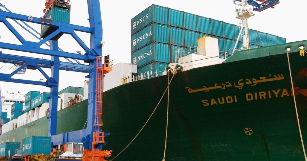 فائض الميزان التجاري السعودي ينمو للشهر الثاني على التوالي
