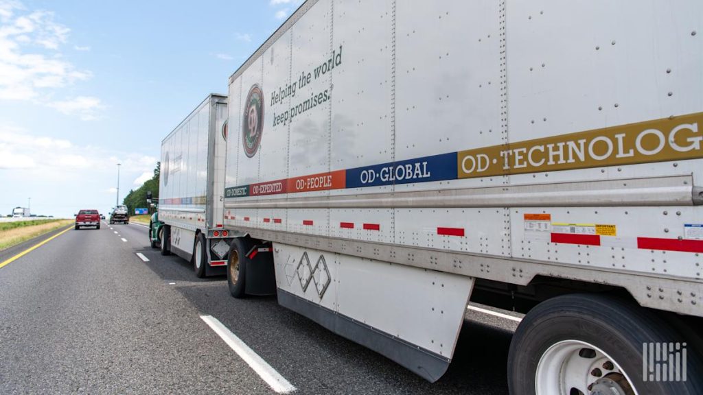 تعتمد Old Dominion على التحكم في التكاليف وإدارة العائد وسط انخفاض الحمولة