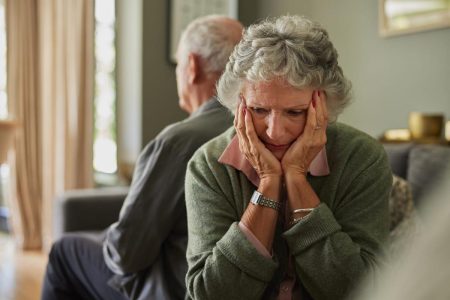 عزيزتي آبي: لقد أصبح زوجي إرهابيًا اجتماعيًا
