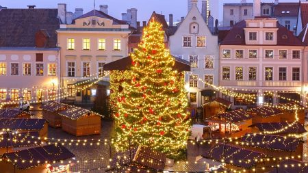 لا يزال حجز أسواق عيد الميلاد (Christmas Markets) الأوروبية المتخصصة متاحًا هذا العام.
