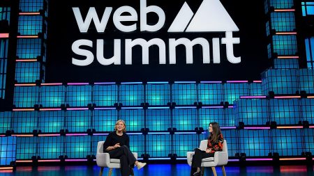 رئيس قطاع التكنولوجيا في الاتحاد الأوروبي يبحث تعديلات قانون الذكاء الاصطناعي لضمان اليقين القانوني