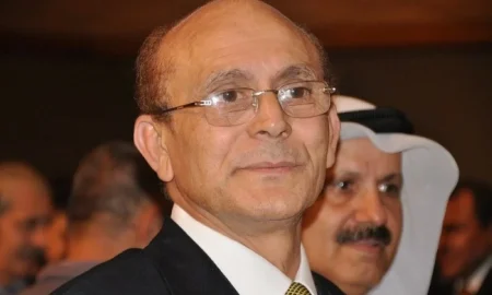 السيسي يوجه بدعم صحي شامل للفنان محمد صبحي