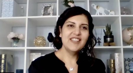 طبيب في فلوريدا يستفيد من ثغرة ضريبية وعائد بمئات الآلاف من الإيجارات قصيرة الأجل.