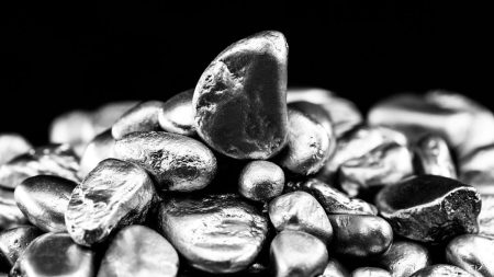 مناجم النيكل في المحيط الهادئ تبيع مشروع نيكل كولوسوري لشركة جرين روك