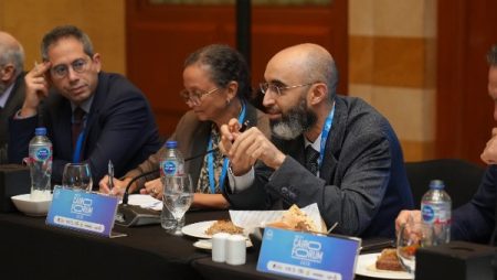 خبراء دوليون يناقشون عدالة تمويل المناخ وسبل توجيه التمويل العالمي لخدمة الدول النامية