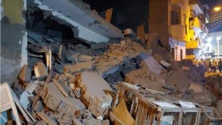 انهيار منزل مكون من طابقين في المنيا
