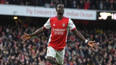 تشكيل آرسنال ضد سلافيا براج في دوري أبطال أوروبا .. ساكا يقود الهجوم