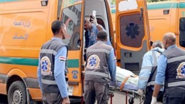 إصابة شابين في انقلاب سيارة نقل بشرق العوينات بالوادي الجديد