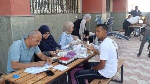 جامعة الوادي الجديد تنفذ حملة للتبرع بالدم في الكليات