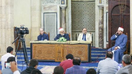 ملتقى الأزهر للقضايا المعاصرة يناقش نظرة الإسلام إلى الآثار والحضارات القديمة
