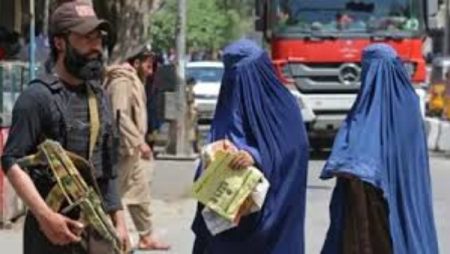 فرانس برس: الأمم المتحدة تعلق عملياتها على الحدود الأفغانية مع إيران