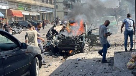 استشهاد وإصابة لبنانيين اثنين في غارة إسرائيلية على طريق عام برج رحال