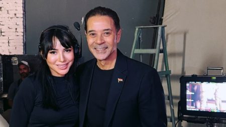 ساندي لصدى البلد: فخورة بإخراج حماة الوطن باحتفالية المتحف المصري الكبير